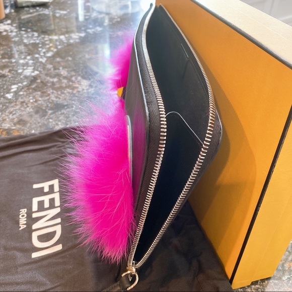 Fendi Clutch/ Wristlet - Picture 3 of 4